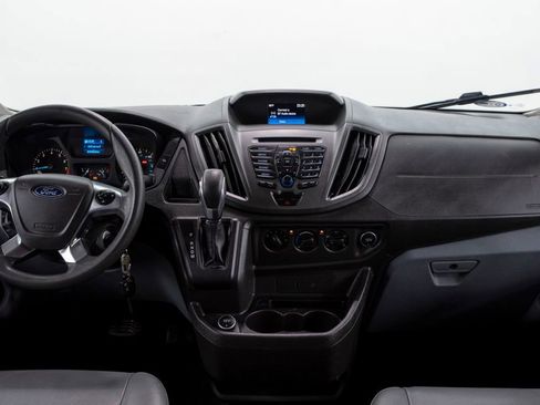Used 2018 Ford Transit 150 130 Low Roof RWD image 17