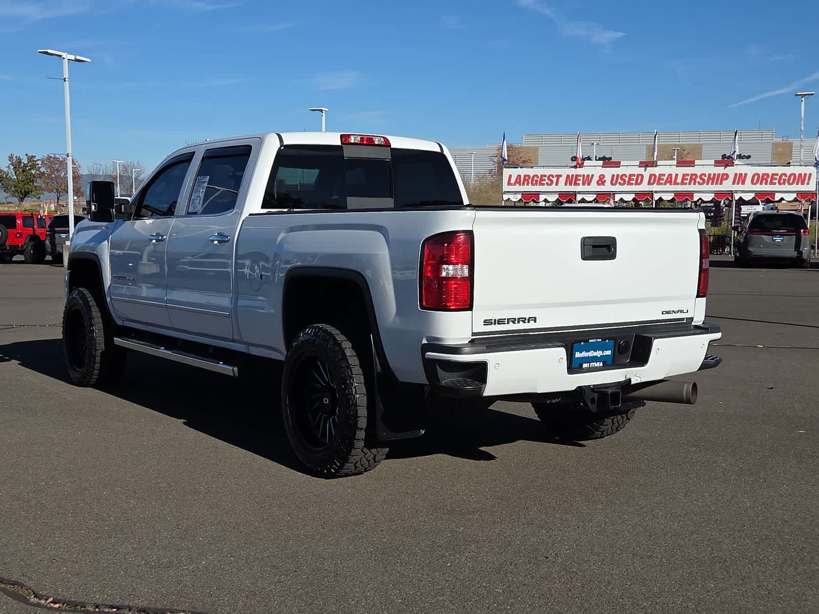 Used 2017 GMC Sierra 2500 Denali AWD/4WD image 12