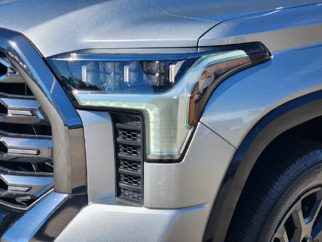 Used 2025 Toyota Tundra Platinum AWD/4WD image 9