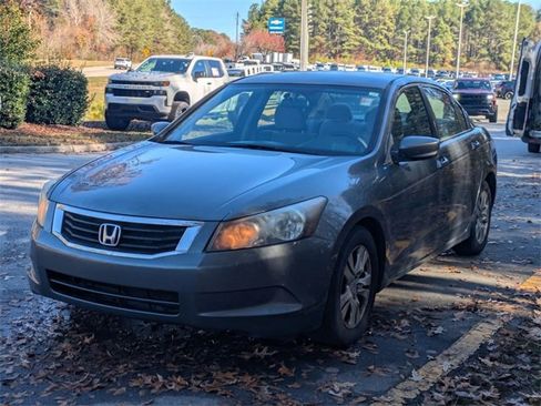 Used 2010 Honda Accord LX-P image 5