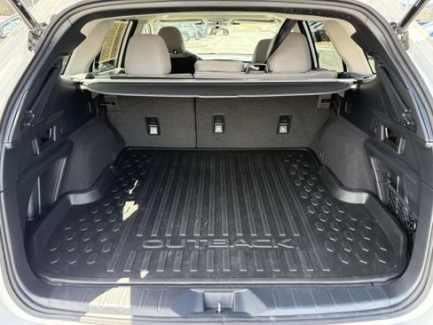 Certified 2025 Subaru Outback Premium image 12