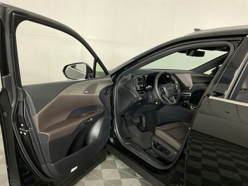 Used 2024 Lexus RX 450h AWD w/ Luxury Package image 24