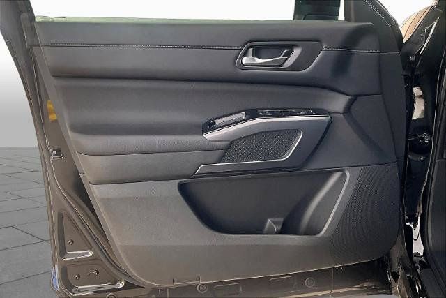 Certified 2024 Nissan Pathfinder SL FWD image 21