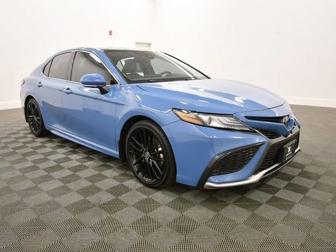 Used 2024 Toyota Camry XSE w/ Navigation Package FWD image 10