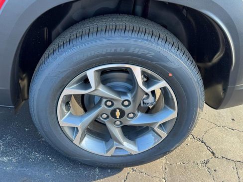 New 2026 Chevrolet Trax LT FWD image 30