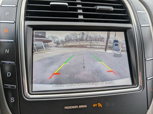 Used 2020 Lincoln Nautilus Premier w/ Equipment Group 101A image 18