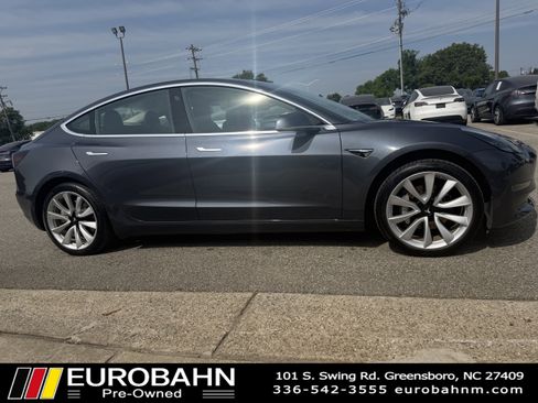 Used 2018 Tesla Model 3 Long Range RWD image 23