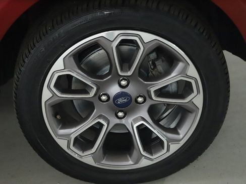 Used 2020 Ford EcoSport Titanium image 10