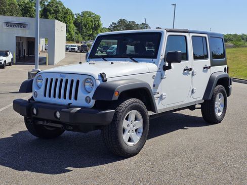 Used 2018 Jeep Wrangler Unlimited Sport S AWD/4WD image 1