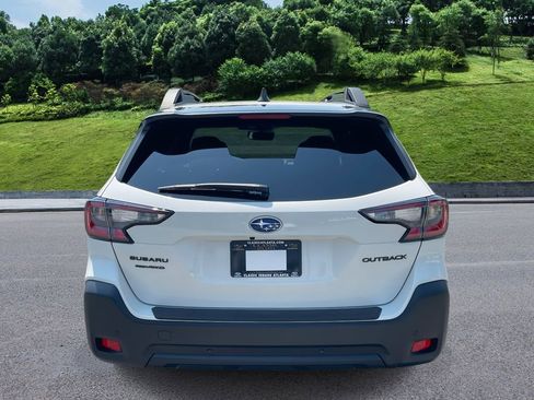 Certified 2025 Subaru Outback Onyx Edition w/ Popular Package #2 image 4