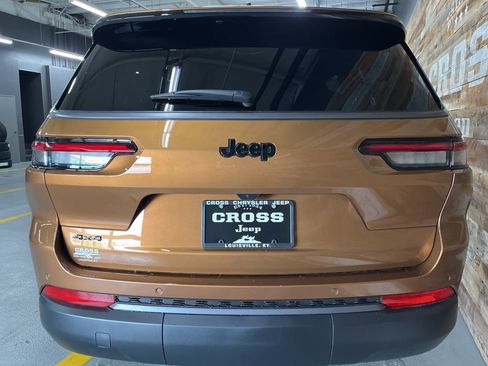 New 2026 Jeep Grand Cherokee L Limited AWD/4WD image 24