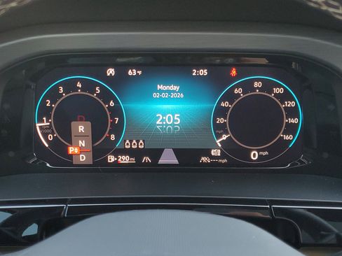 Used 2024 Volkswagen Atlas Cross Sport SE w/ Panoramic Sunroof Package image 18