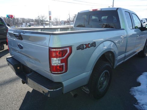 Used 2018 Ford F150 XLT w/ Equipment Group 302A Luxury image 5