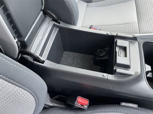 Certified 2025 Subaru Outback Premium w/ Popular Package #1A image 30