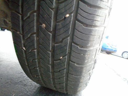 Used 2012 Ford Escape XLS AWD/4WD image 27
