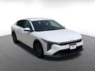 Used 2025 Kia K4 LXS video 2