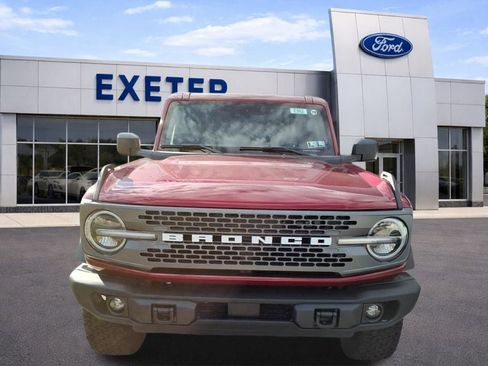 New 2025 Ford Bronco Badlands image 2