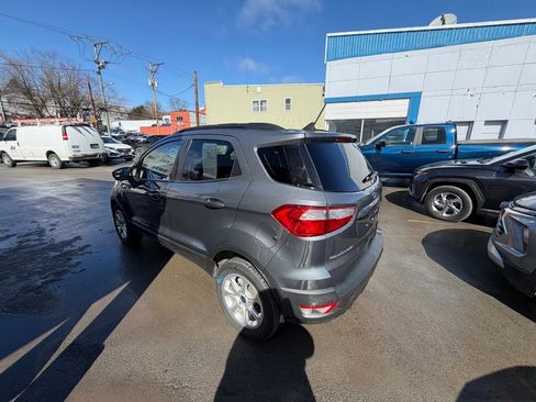 Used 2020 Ford EcoSport SE image 3