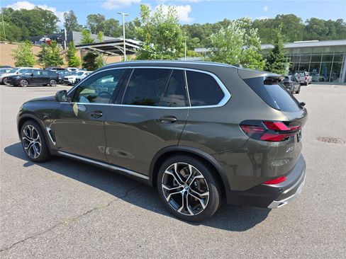 New 2026 BMW X5 xDrive50e AWD/4WD image 5