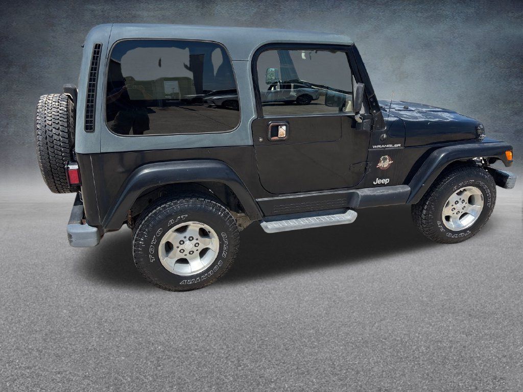 Used 2002 Jeep Wrangler Sahara AWD/4WD image 6