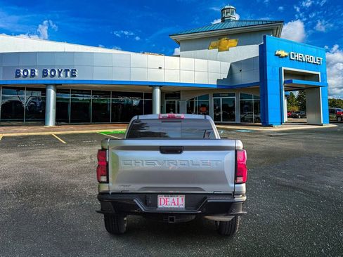 Certified 2024 Chevrolet Colorado Z71 w/ Z71 Convenience Package 2 image 4