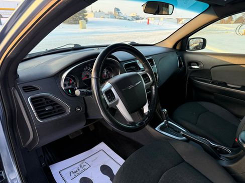 Used 2011 Chrysler 200 Touring w/ Cold Weather Group FWD image 12