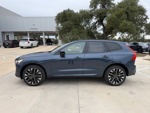 New 2026 Volvo XC60 B5 Ultra w/ Protection Package Premier image 3