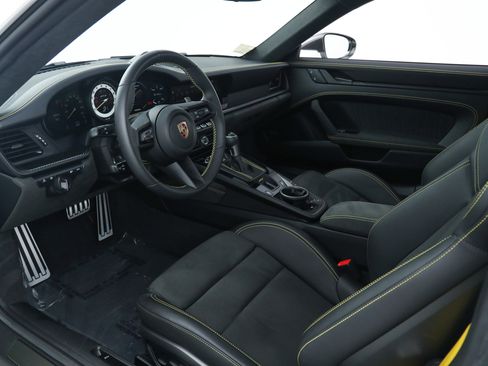 Used 2024 Porsche 911 GT3 RWD image 24