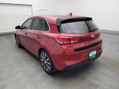 Used 2018 Hyundai Elantra GT image 5
