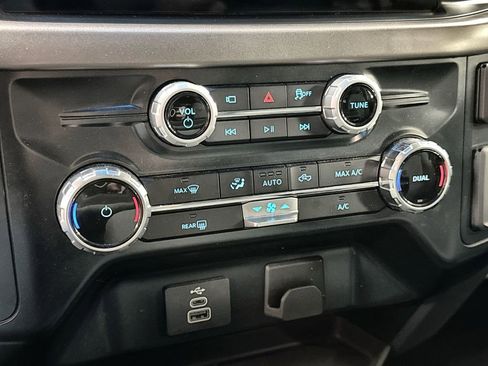 Used 2025 Ford F150 XLT w/ Equipment Group 301A Standard image 21