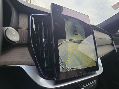 New 2026 Volvo XC90 B6 Ultra w/ Lounge Package image 27