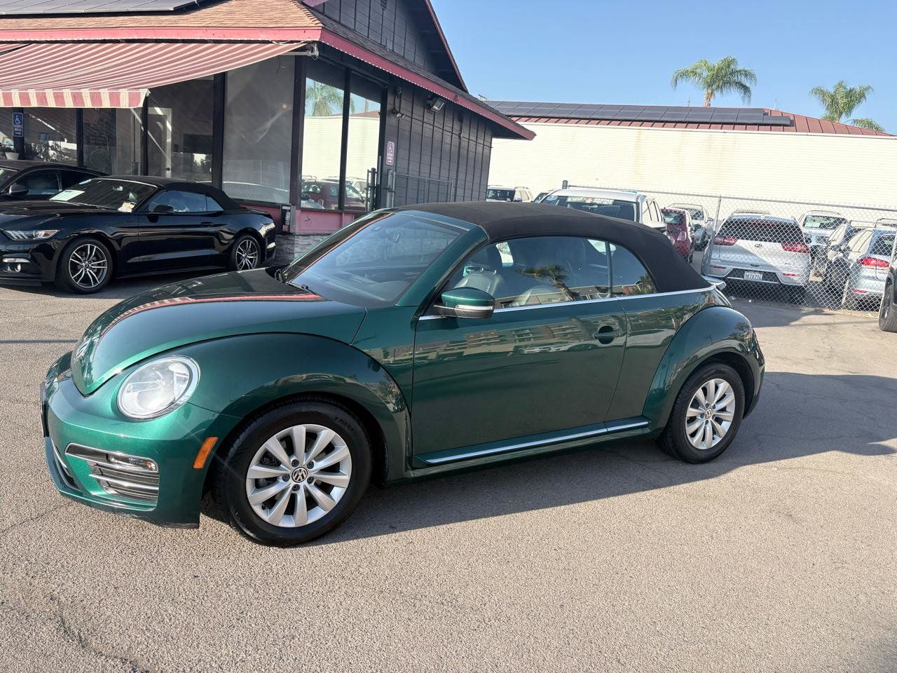 Used 2017 Volkswagen Beetle 1.8T S FWD image 26