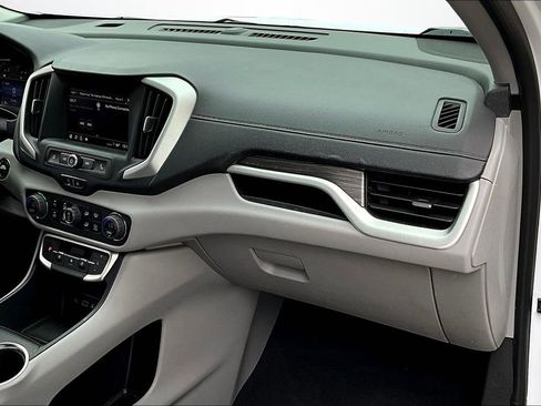Used 2023 GMC Terrain SLE w/ Driver Convenience Package image 25