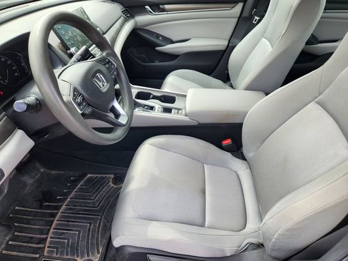 Used 2018 Honda Accord LX image 11