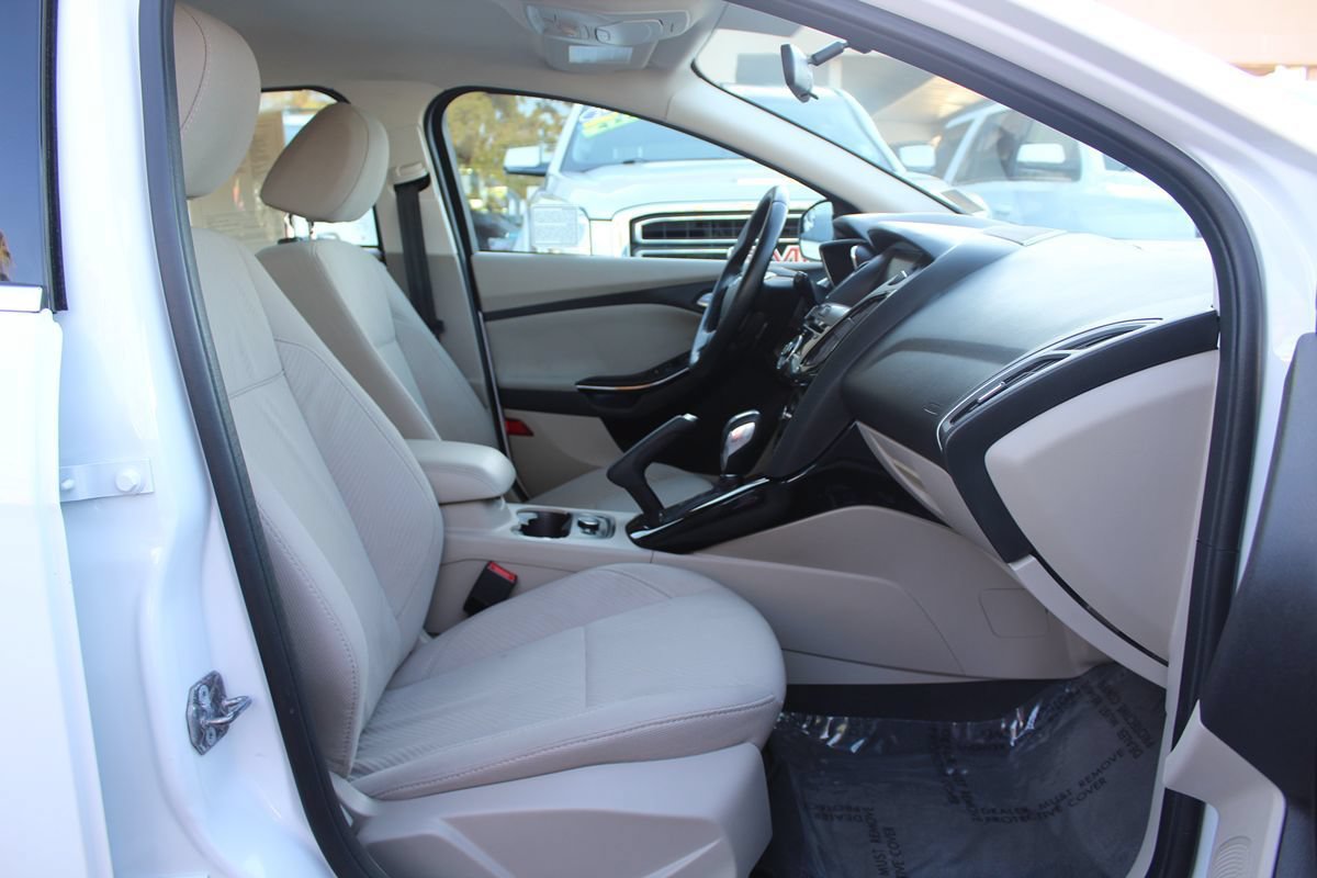 Used 2014 Ford Focus Electric Hatchback FWD image 20