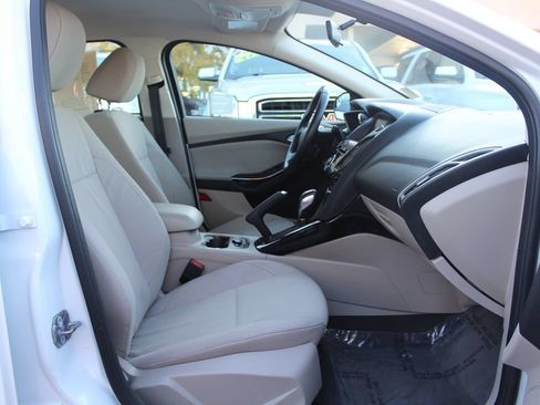 Used 2014 Ford Focus Electric Hatchback FWD image 20