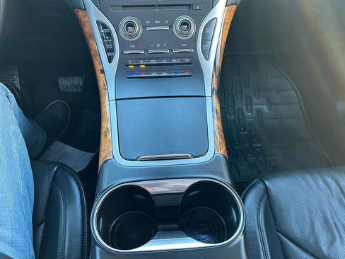 Used 2016 Lincoln MKX Reserve w/ Technology Package image 16