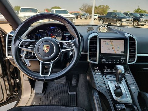 Used 2018 Porsche Cayenne Platinum Edition AWD/4WD image 6