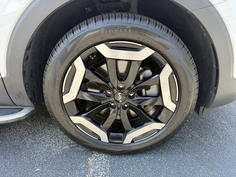 Certified 2024 Kia Telluride S w/ S Sunroof Package AWD/4WD image 48
