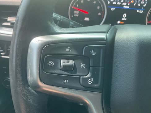 Used 2021 Chevrolet Tahoe Z71 w/ Z71 Off-Road Package AWD/4WD image 21