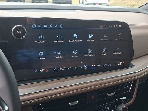 New 2026 Chevrolet Suburban High Country AWD/4WD image 8
