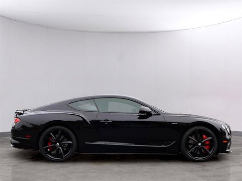 Used 2023 Bentley Continental GT Azure image 5