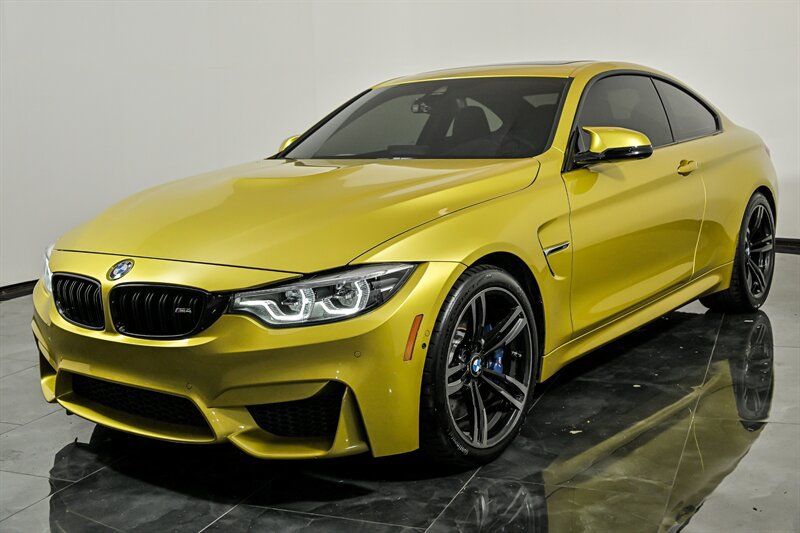 Used 2018 BMW M4 Coupe RWD image 5