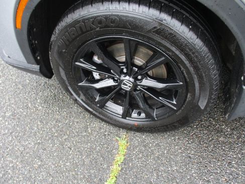 Certified 2023 Honda CR-V Sport image 9