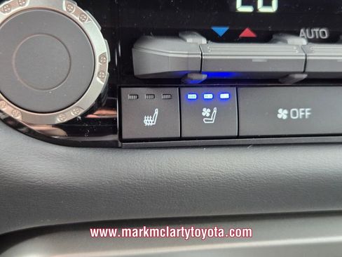New 2026 Toyota Tundra Platinum AWD/4WD image 17