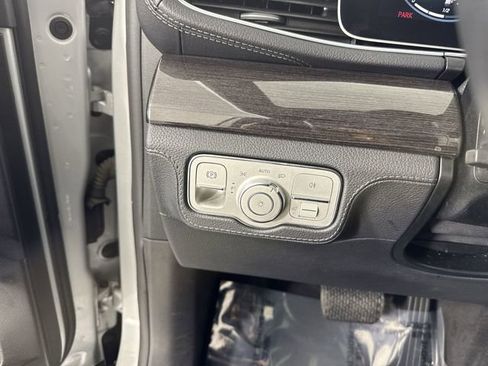 Used 2020 Mercedes-Benz GLE 450 4MATIC image 13