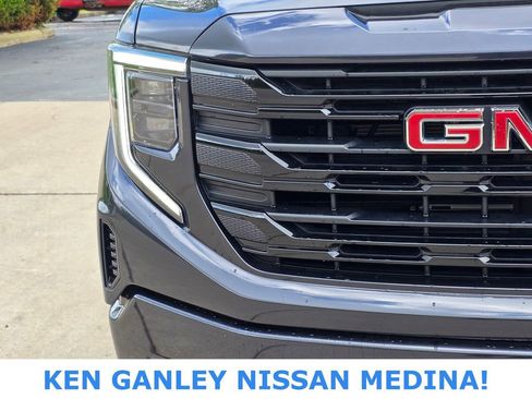 Used 2023 GMC Sierra 1500 Elevation AWD/4WD image 9