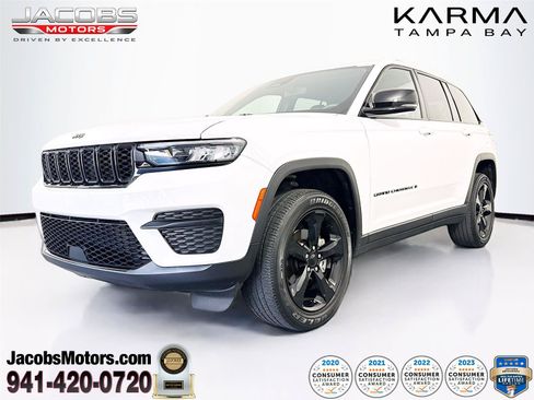Used 2023 Jeep Grand Cherokee Altitude AWD/4WD image 1