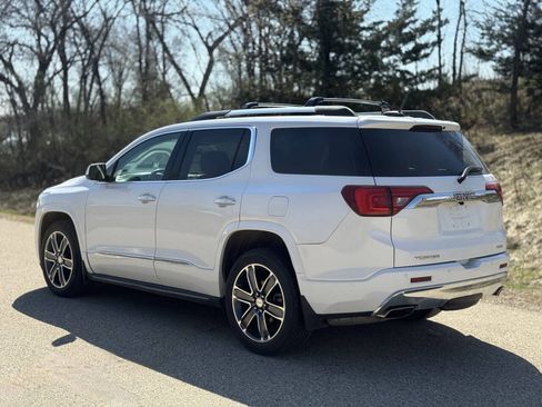 Used 2018 GMC Acadia Denali w/ Technology Package AWD/4WD image 5