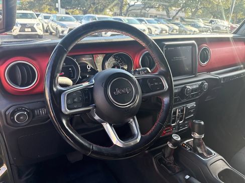Used 2020 Jeep Wrangler Unlimited Rubicon AWD/4WD image 12